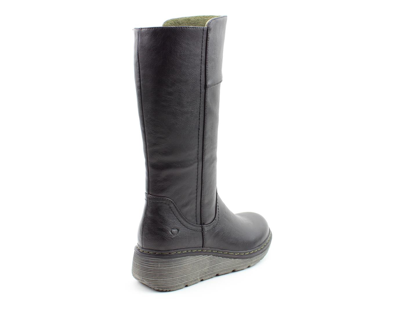 Tall water boots online